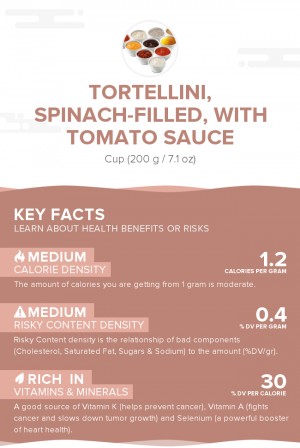 Tortellini, spinach-filled, with tomato sauce