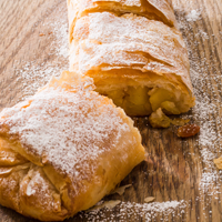 Strudel, cheese and fruit